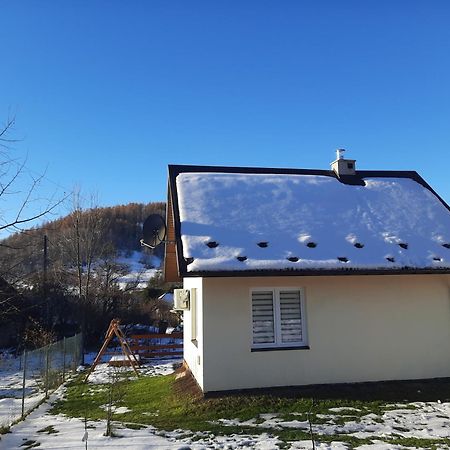 Brzoskwiniowy Domek Ustrzyki Dolne Exterior photo